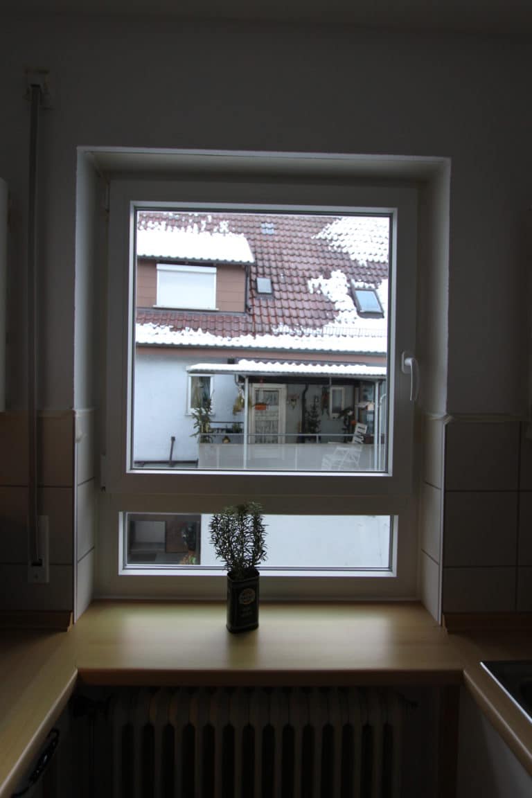 Kuechenfenster mit Unterlicht fuer Kuechenumbau gesucht